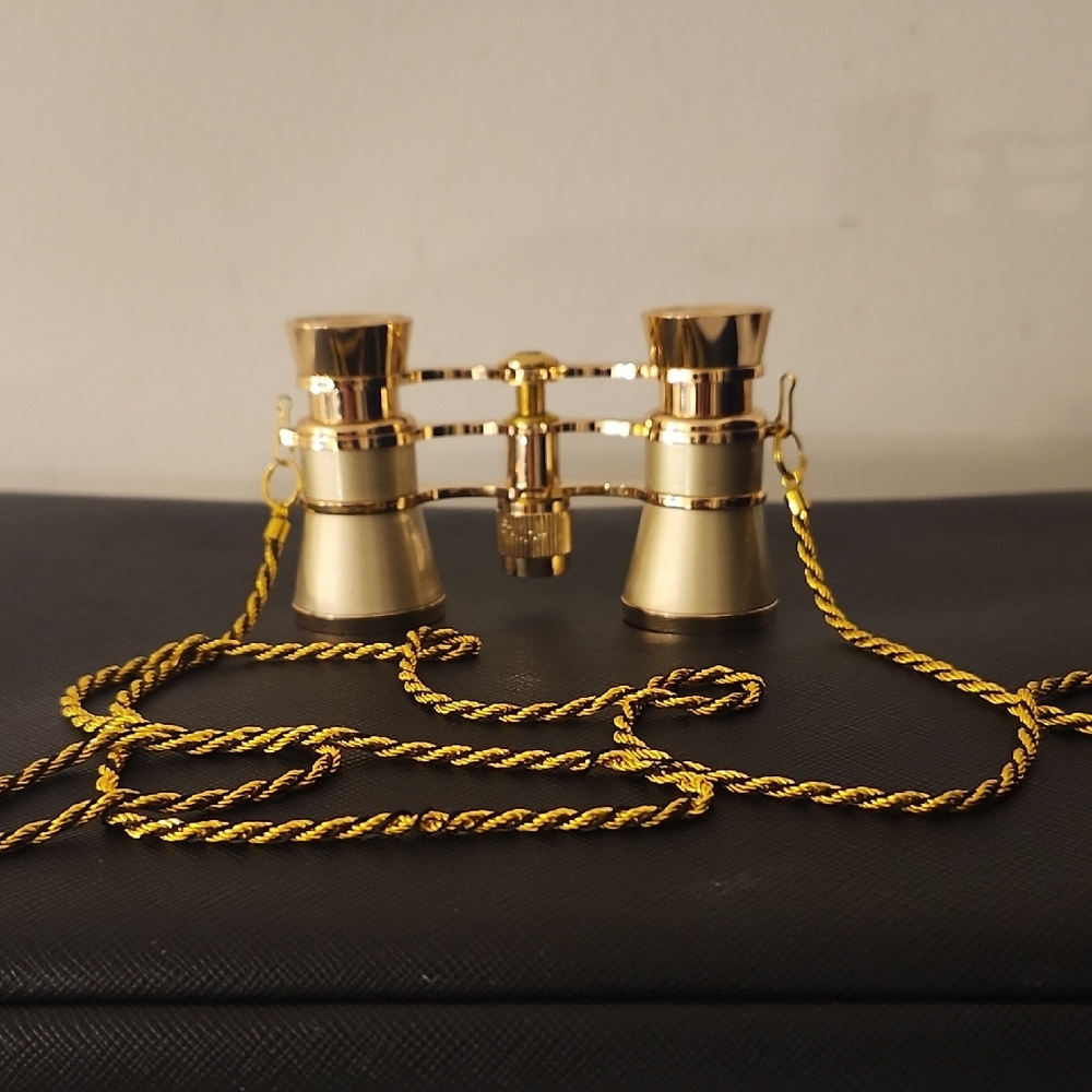 The Metropolitan Opera Gold Tone Opera Glasses - Picture 2 of 10
